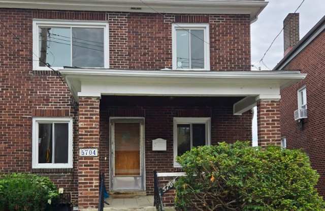 3 Bed, 2 Bath Home in Squirrel Hill - Conveniently Located - Available Early October! photos photos