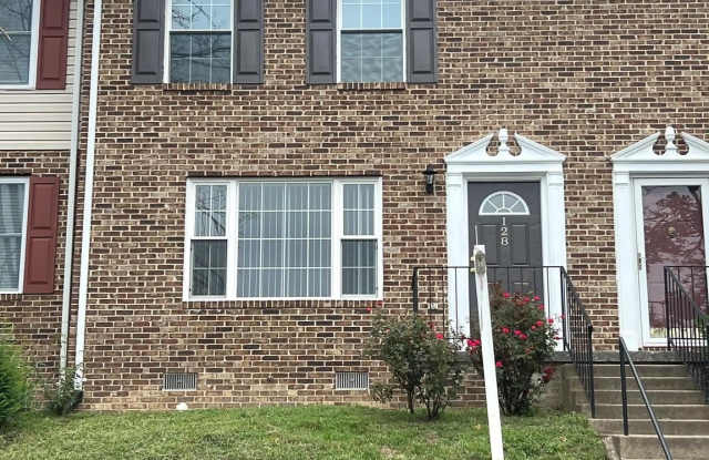 128 PARKSIDE DRIVE photos photos