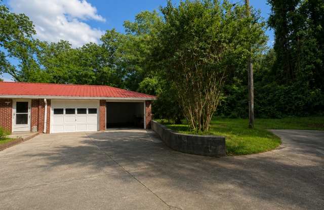 8457 Thomaston Road Gallery 2