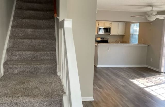 327 Ferdinand Circle - 327 Ferdinand Circle, Virginia Beach, VA 23462