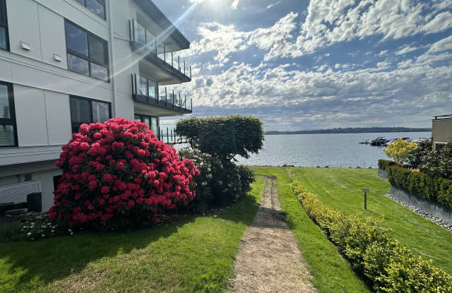 6333 Lake Washington Boulevard Northeast Unit 307 - 307 - 6333 Lake Washington Boulevard Northeast, Kirkland, WA 98033