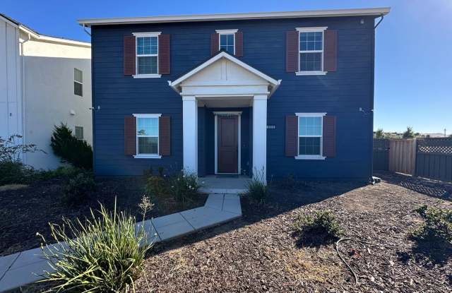 Stunning 5 Bedroom, 3.5 Bath Ellis Home / Best Property Management photos photos