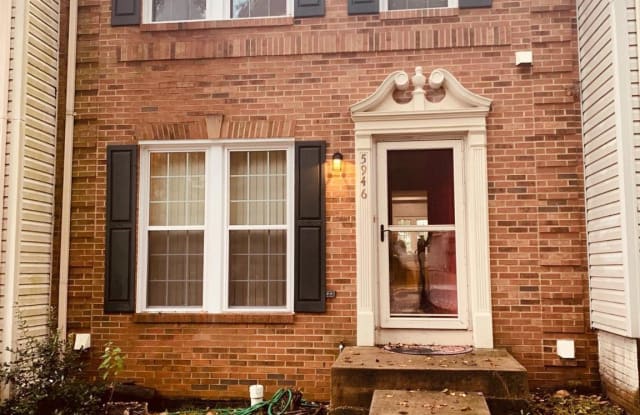 5946 EDGEHILL COURT - 5946 Edgehill Court, Huntington, VA 22303