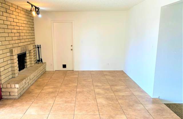 19669 N 3rd Dr - 19669 North 3rd Drive, Phoenix, AZ 85027
