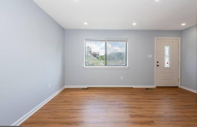 12021 HALLANDALE Terrace Gallery 2