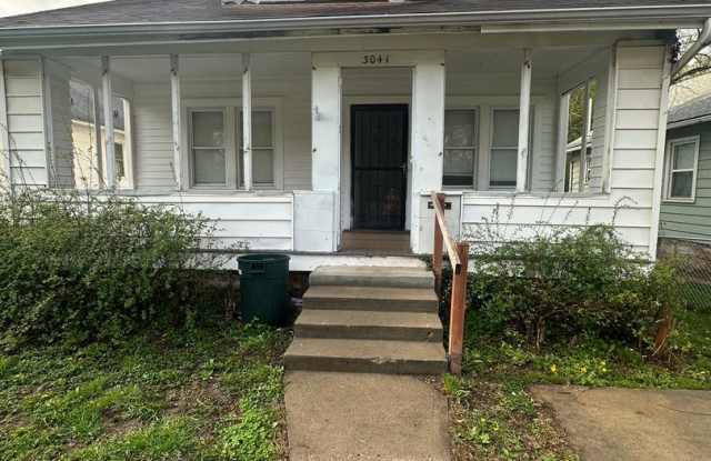 3041 E 59th St photos photos
