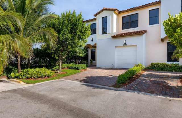 20981 NW 1st Ct Gallery 3