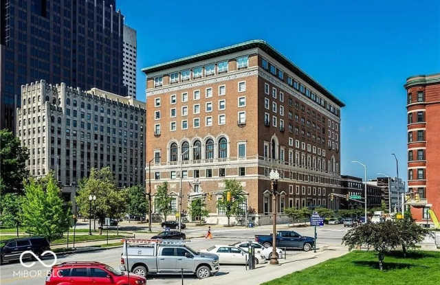 350 N Meridian Street - 350 North Meridian Street, Indianapolis, IN 46204