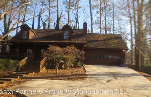 2572 Marcia Dr Gallery 2