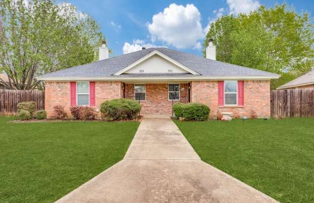 984 Meadow Circle S - 984 Meadow Circle South, Keller, TX 76248