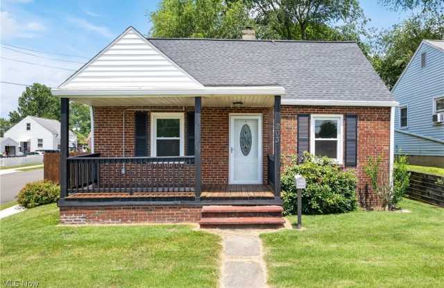 203 Robinson Avenue photos photos