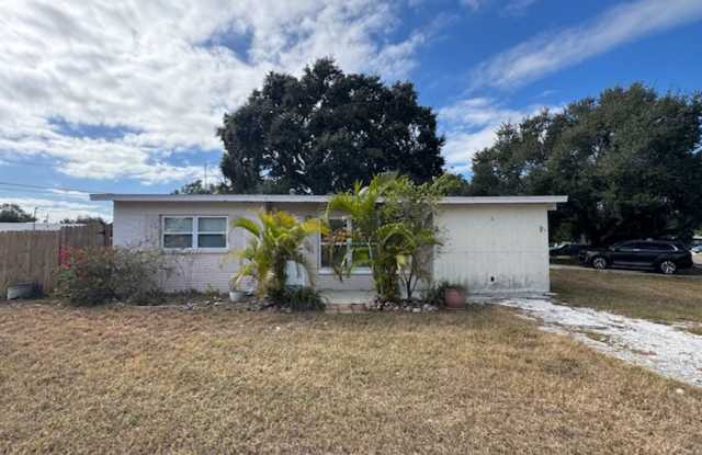 Charming 2 bedroom photos photos Charming 2 bedroom photos photos