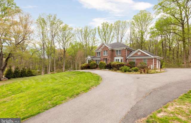 13576 HIGHLAND Road Gallery 2
