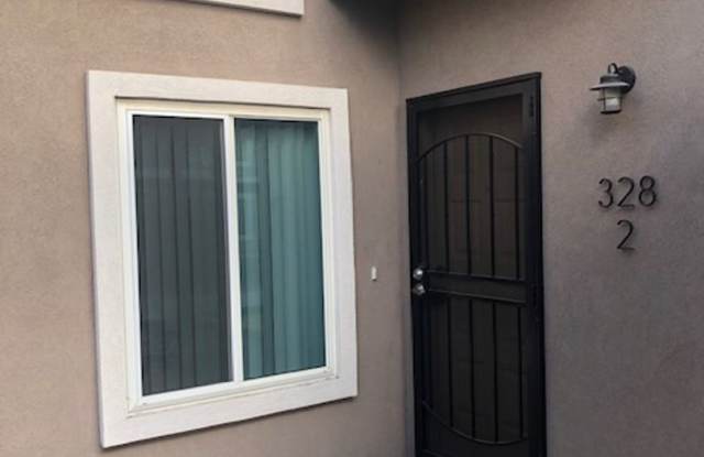 Limberlost Park Townhomes - First Month Free Rent - No Deposit Option Gallery 1