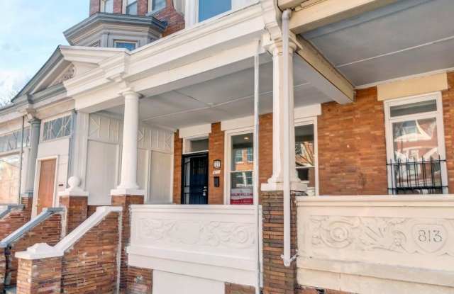 811 WHITELOCK STREET Gallery 2