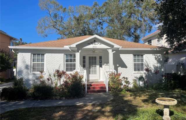 3915 W SWANN AVENUE - 3915 West Swann Avenue, Tampa, FL 33609
