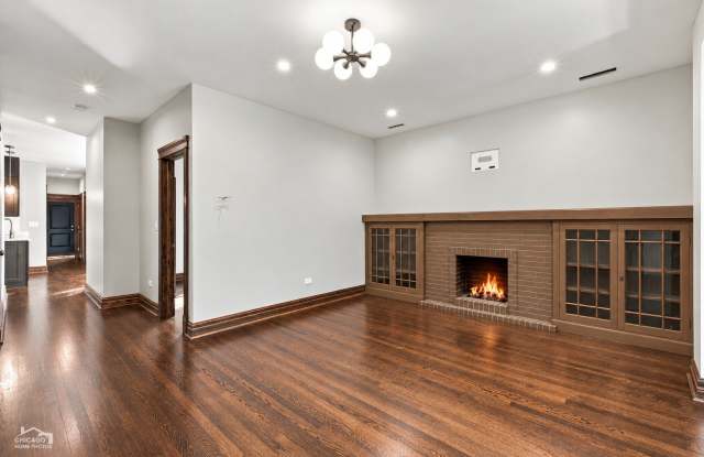 5847 N Magnolia Avenue Gallery 3