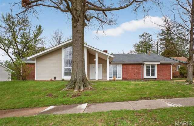 495 Baywillow Drive photos photos