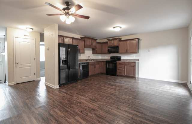 1716-D Thistlewood Dr Gallery 2