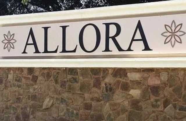 10916 Honor Rd - 10916 Honor Road, Citrus Park, FL 33625