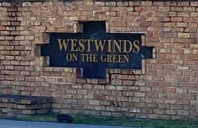 241 Wimbledon Lake Dr photos photos