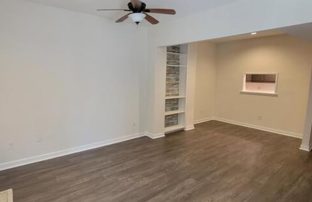 1055 Quinn Street - 1055 Quinn Street, Jackson, MS 39202