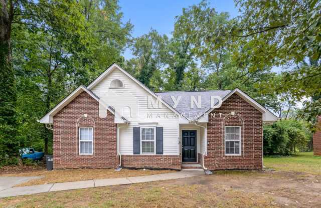 919 Crestmere St - 919 Crestmere Street, Charlotte, NC 28208