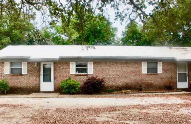 Affordable 2-Bedroom 1-Bath Duplex - Great Price  Location! photos photos