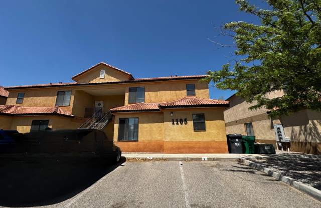 1105 Meadowlark Way SE Gallery 4