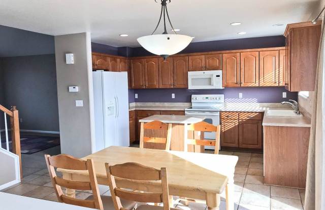 10533 Laurelglen Circle Gallery 3