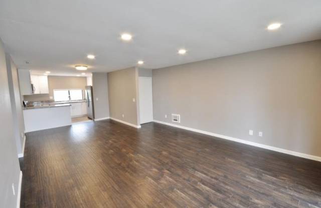 6178 Agee St Gallery 2