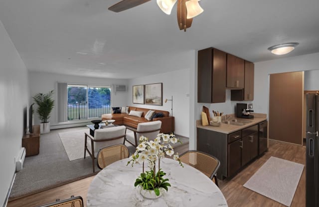 Brooklyn Crossing photos photos
