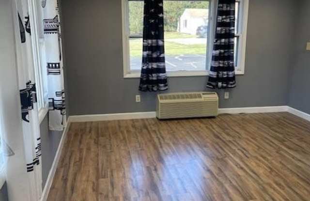 3585 CHAMBERSBURG Road Gallery 2