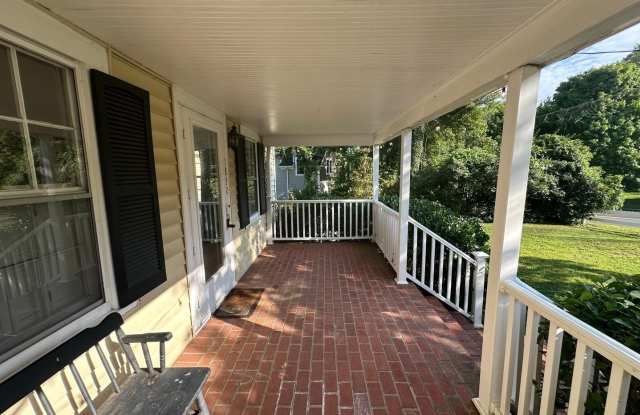 1832 BIRCH RD Gallery 2