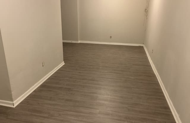 6985 Flagstone Dr - 6985 Flagstone Way, Cobb County, GA 30168