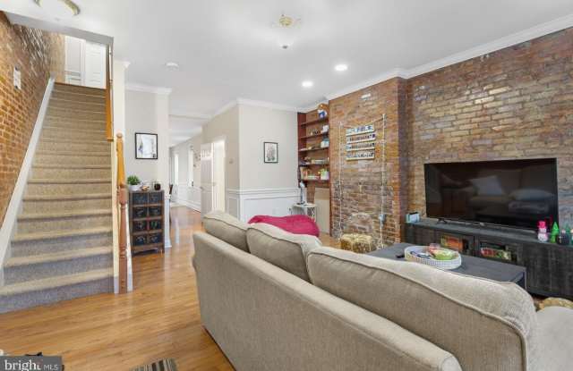 2229 ST ALBANS Gallery 3