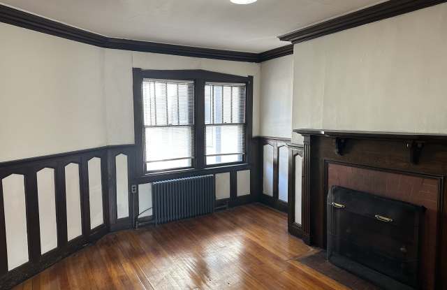 102 Mt Auburn St Gallery 4