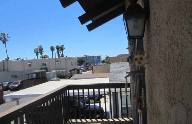 1083 Montauk Lane - 1083 Montauk Lane, Ventura, CA 93001