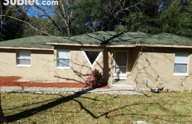 1271 NE 1st St - 1271 Northeast 1st Street, Ocala, FL 34470