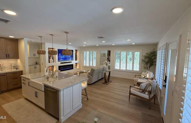 3439 Highwood Court Gallery 3
