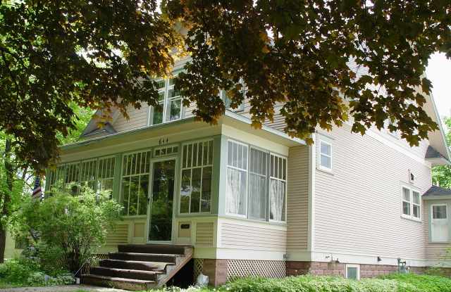 644 1st Ave E photos photos