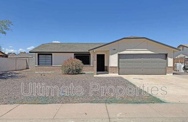 9538 W Echo Ln Gallery 2