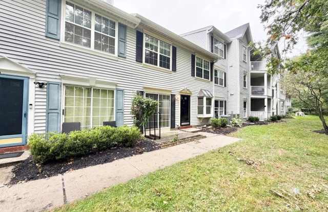 67 CHEVERNY COURT Gallery 2