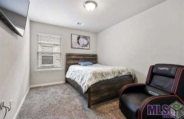 8248 Fairlane Drive - 8248 Gallery 4