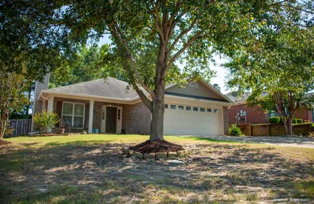8024 Garrett Pines Dr photos photos