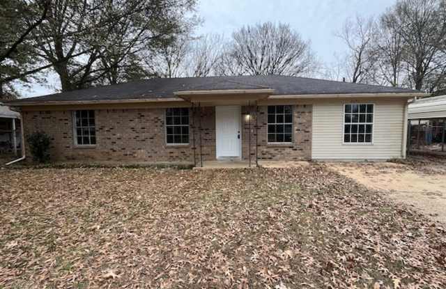 Renovated 3 Bedroom 1 Bath Home for Rent! with Detached Garage! - 2690 Shady Grove Drive, Horn Lake, MS 38637