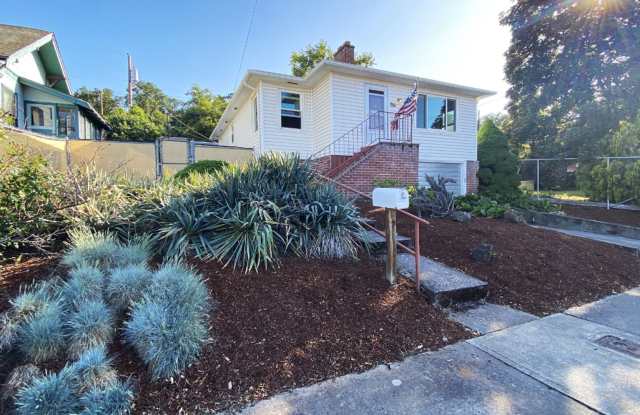3 Bedroom House for Rent in the Dalles Gallery 3