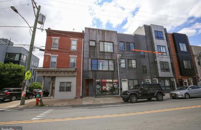2427 FRANKFORD Avenue Gallery 2