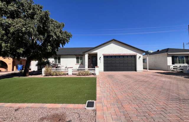 4426 E Campbell Avenue photos photos