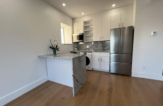 2211 Pingree Street photos photos